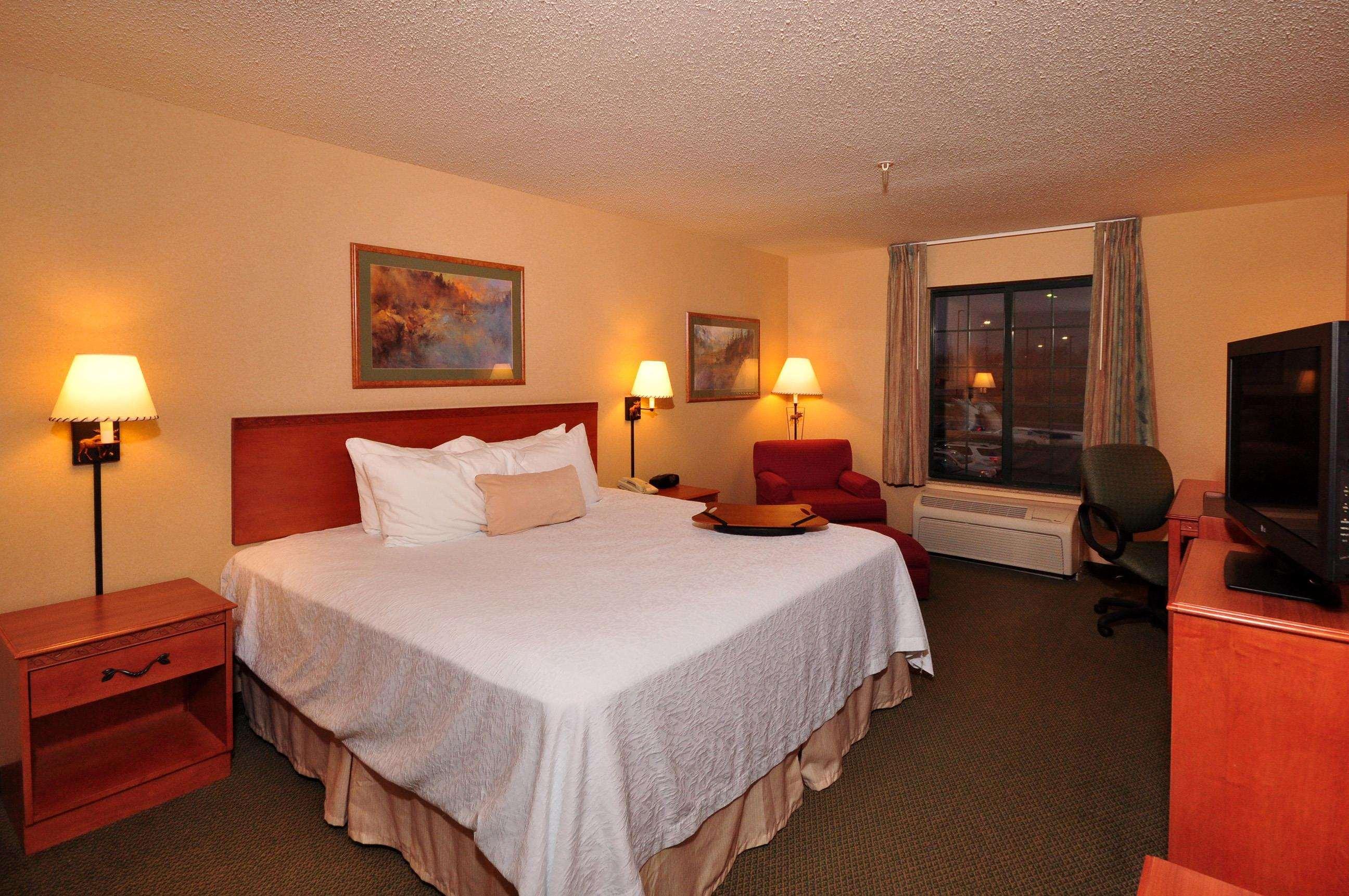 Hampton Inn Kansas City The Legends Exteriör bild